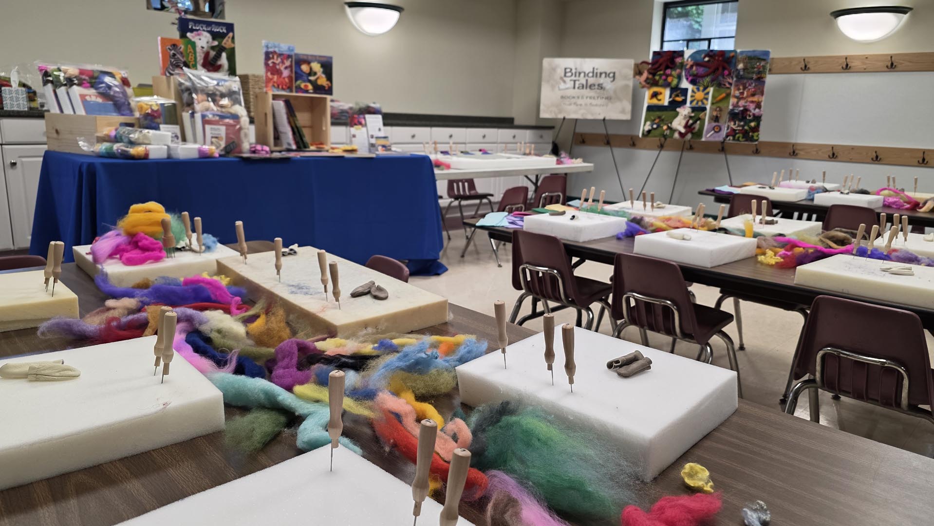 Old-Town-Library-Maine-Felting-Lesson classroom setup